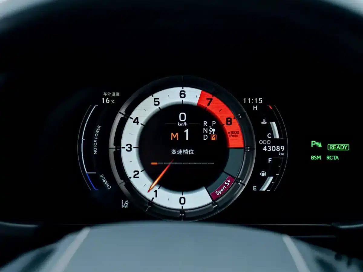 Lexus LC 2021 500h Special Edition — миниатюра 14