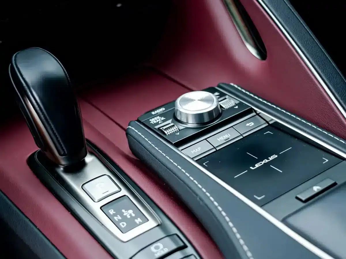 Lexus LC 2021 500h Special Edition — миниатюра 18