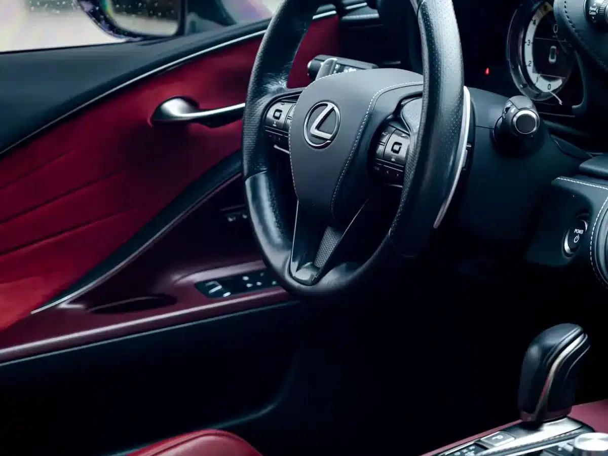 Lexus LC 2021 500h Special Edition — миниатюра 25