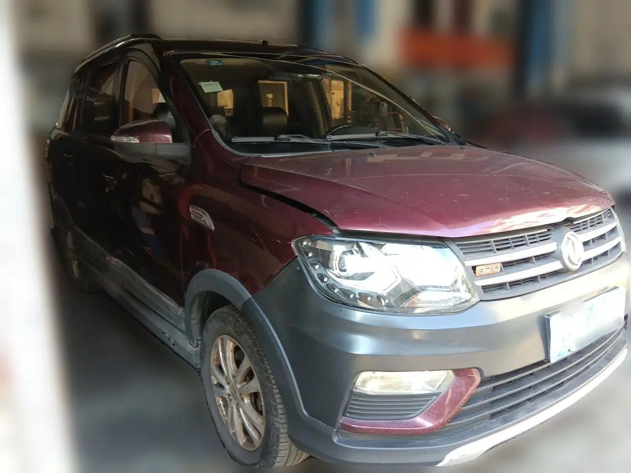 Dongfeng Fengon 370 2016 1.5L Manual Luxury 7-Seater — миниатюра 3