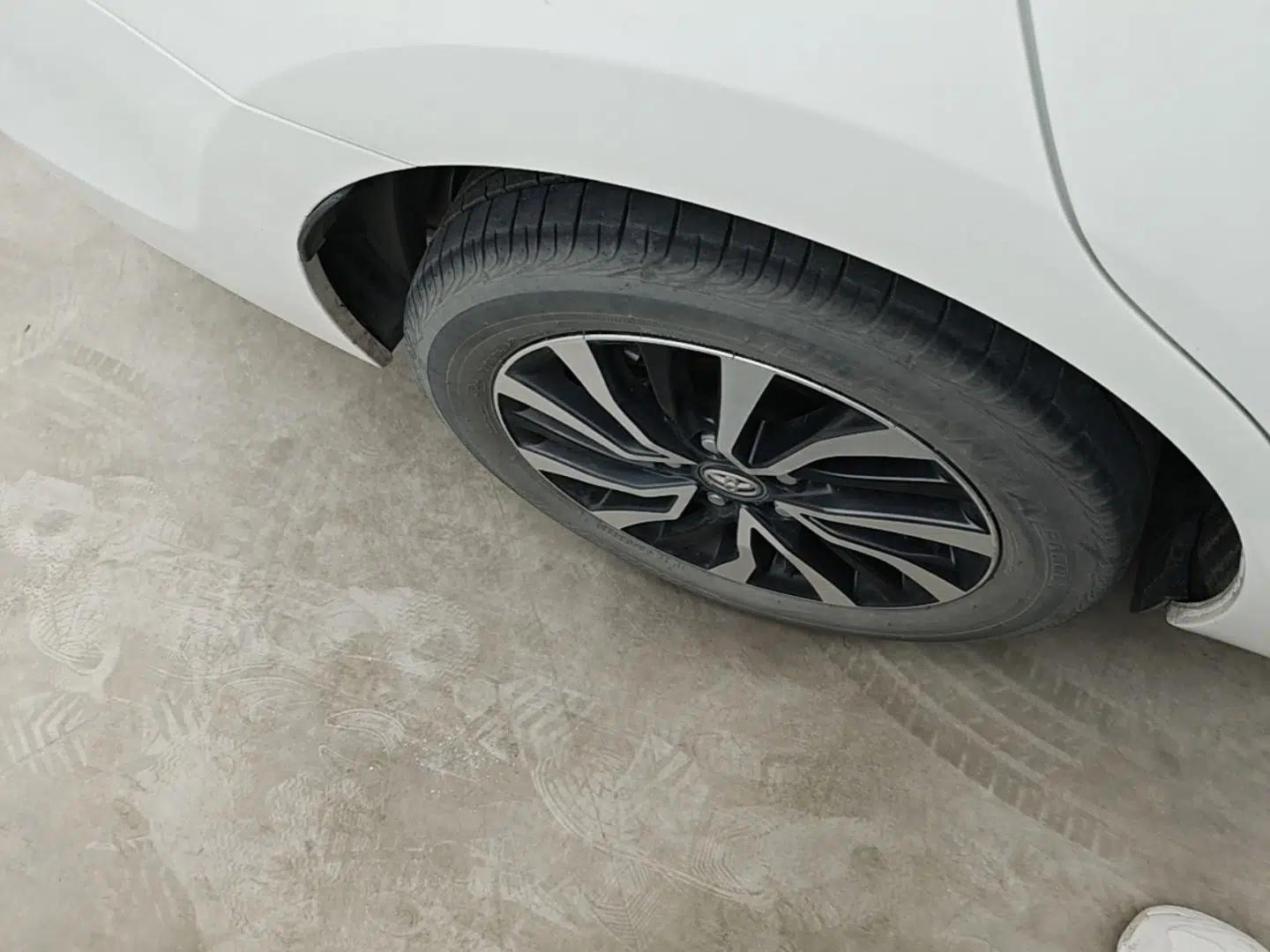 Toyota Corolla Hybrid E+ 2019 1.8L E-CVT Leading Edition — миниатюра 11