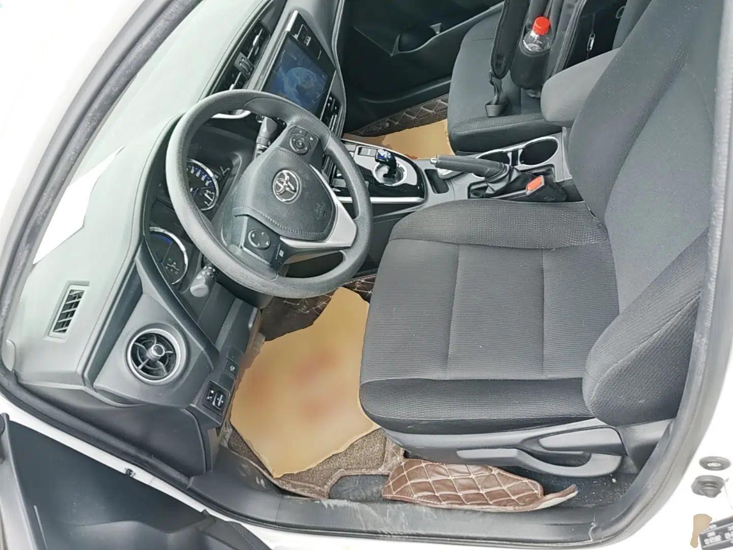 Toyota Corolla Hybrid E+ 2019 1.8L E-CVT Leading Edition — миниатюра 17