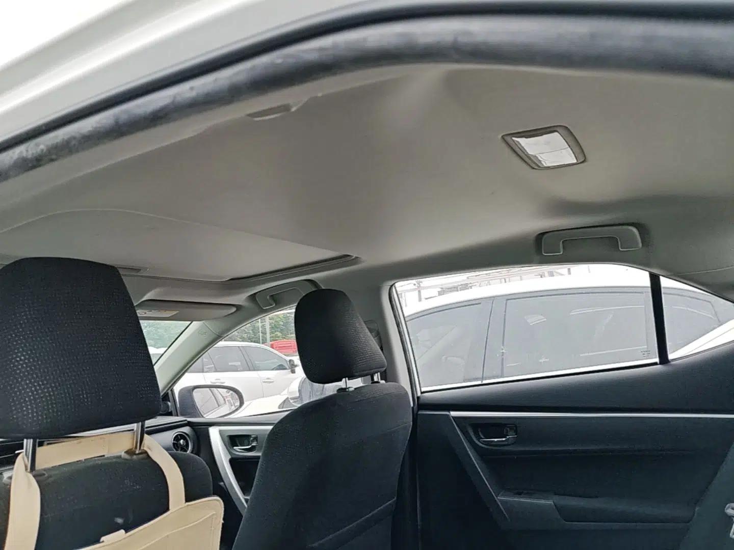 Toyota Corolla Hybrid E+ 2019 1.8L E-CVT Leading Edition — миниатюра 21