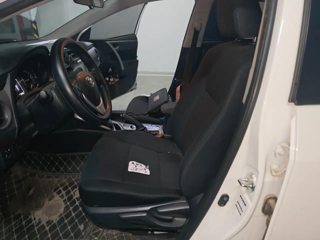 Toyota Levin Hybrid E+ 2019 1.8L GS E-CVT Elite Model with Sunroof — миниатюра 15