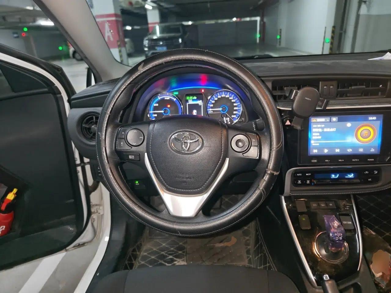 Toyota Levin Hybrid E+ 2019 1.8L GS E-CVT Elite Model with Sunroof — миниатюра 10