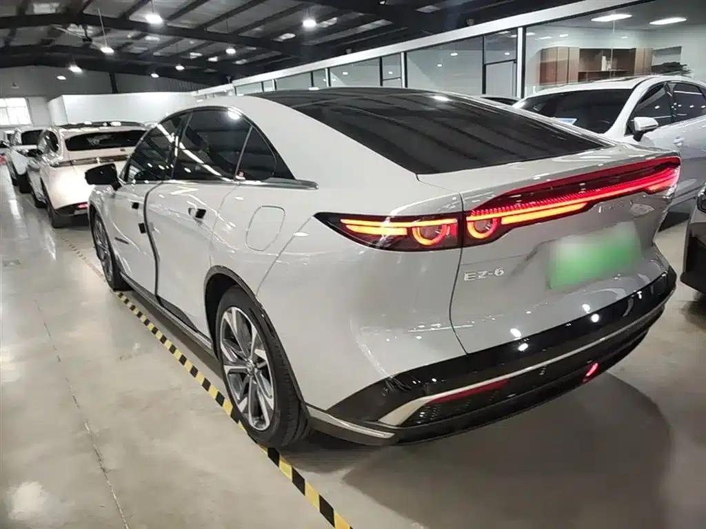 Mazda EZ-6 2024 Extended Range 200 Smart Edition — миниатюра 5