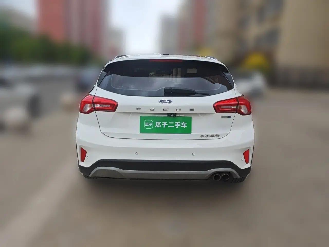 Ford Focus Active 2020 EcoBoost 180 Automatic Titanium Edition — миниатюра 5