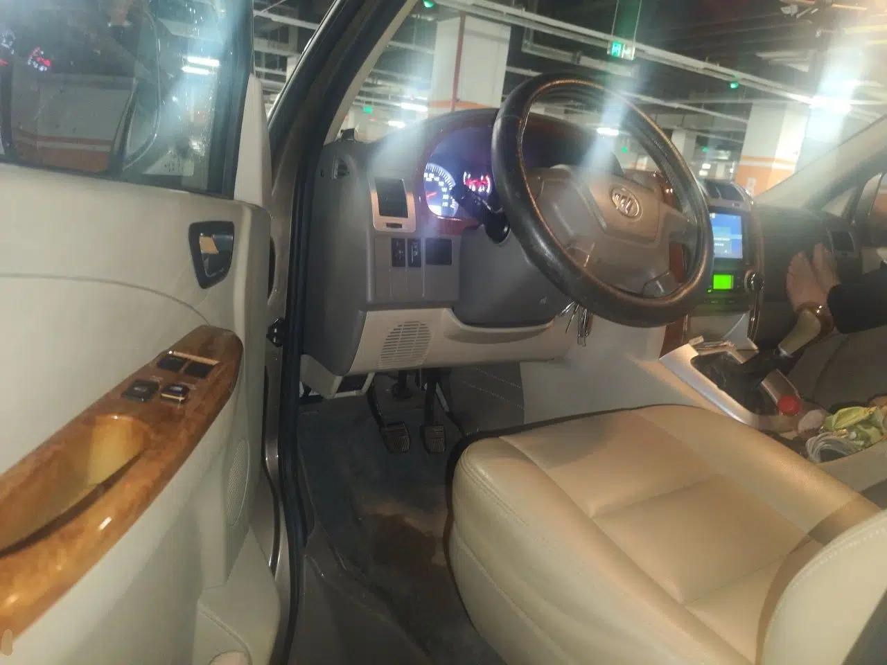 Foton Scenic G5 2020 2.4L Commercial Version Long-Wheelbase Flat-Roof 9-Seater Multi-Purpose Passenger Vehicle 4K22D4M — миниатюра 16