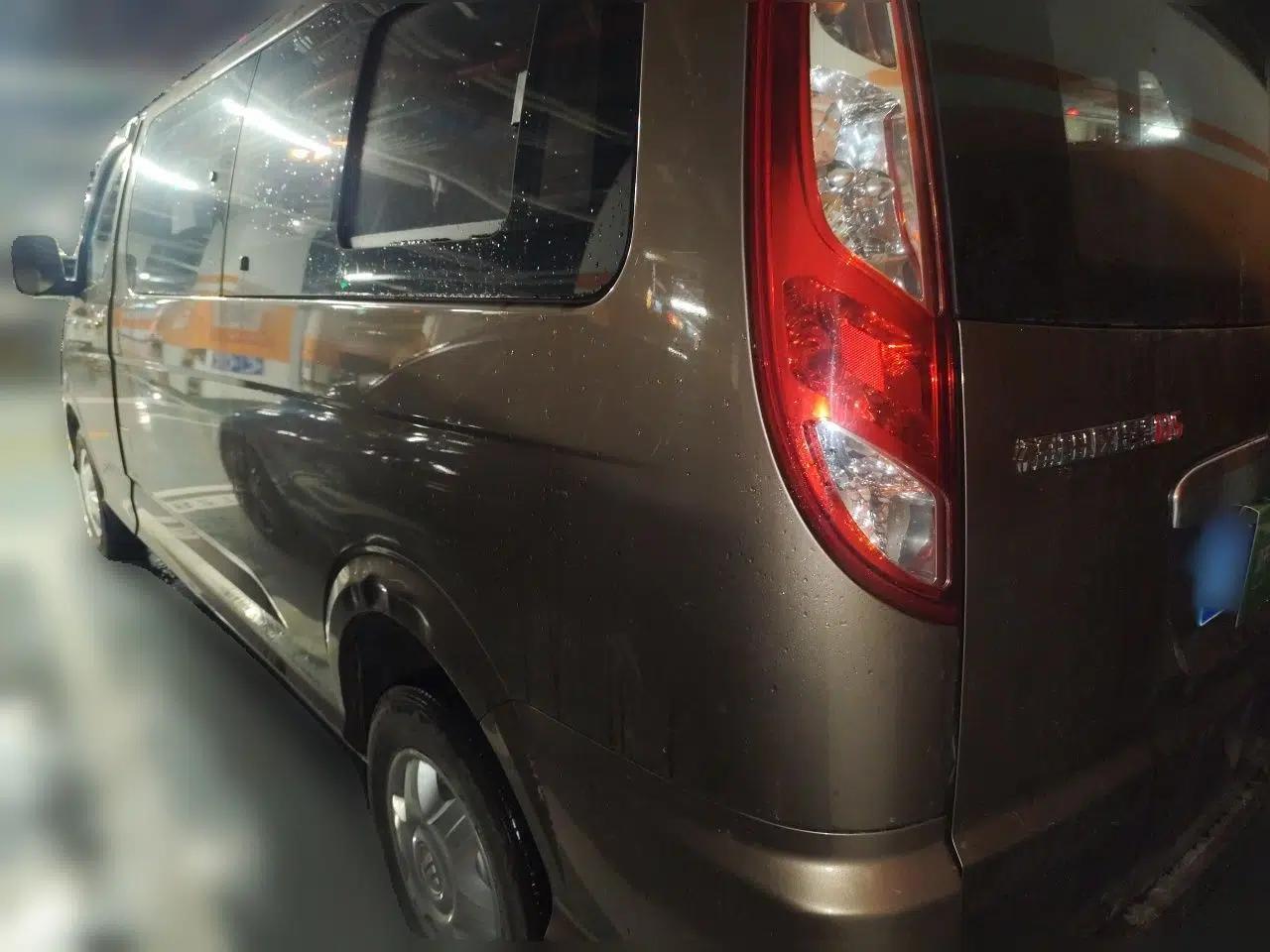 Foton Scenic G5 2020 2.4L Commercial Version Long-Wheelbase Flat-Roof 9-Seater Multi-Purpose Passenger Vehicle 4K22D4M — миниатюра 4
