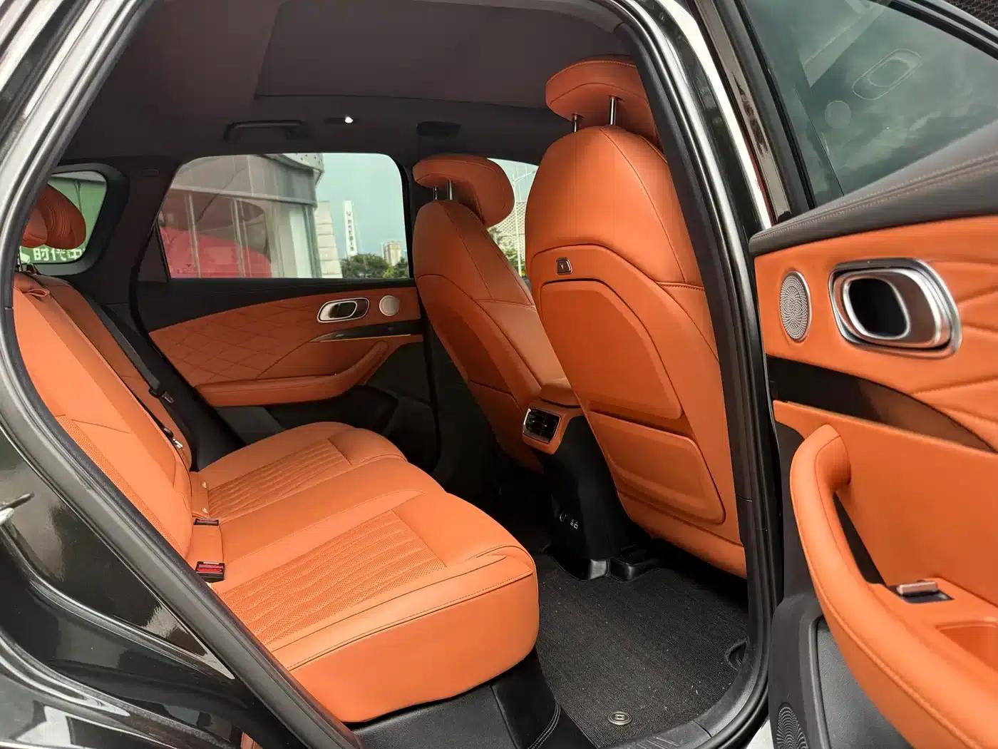 Nezha L 2024 Range Extender 310 Flash Charge Red Edition — миниатюра 17
