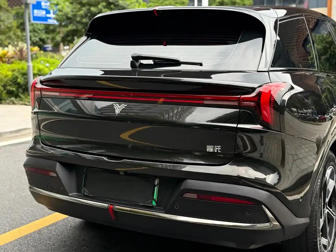 Nezha L 2024 Range Extender 310 Flash Charge Red Edition — миниатюра 8