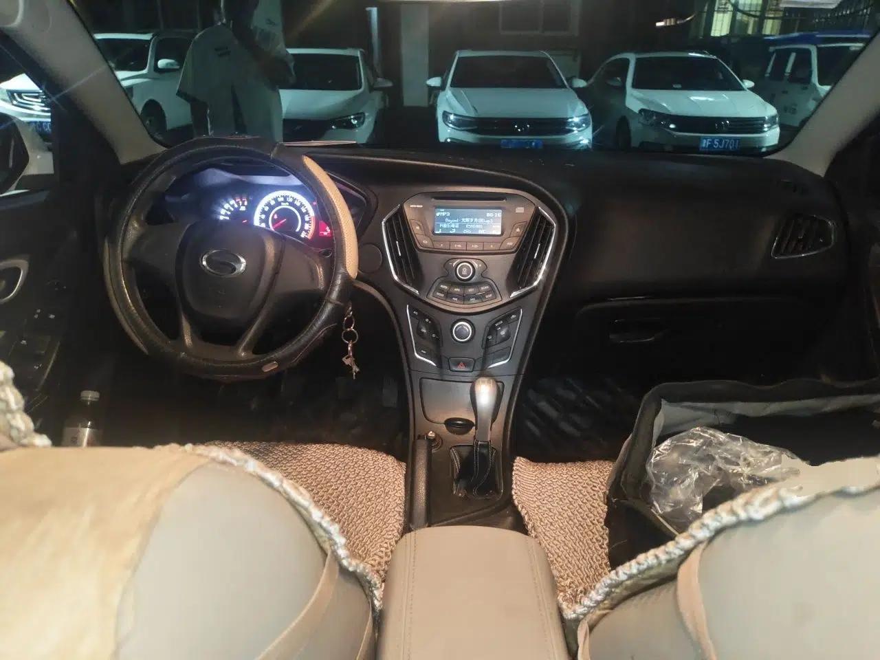 GAC Trumpchi GA3S Vision 2014 1.6L Manual Elite Edition — миниатюра 9