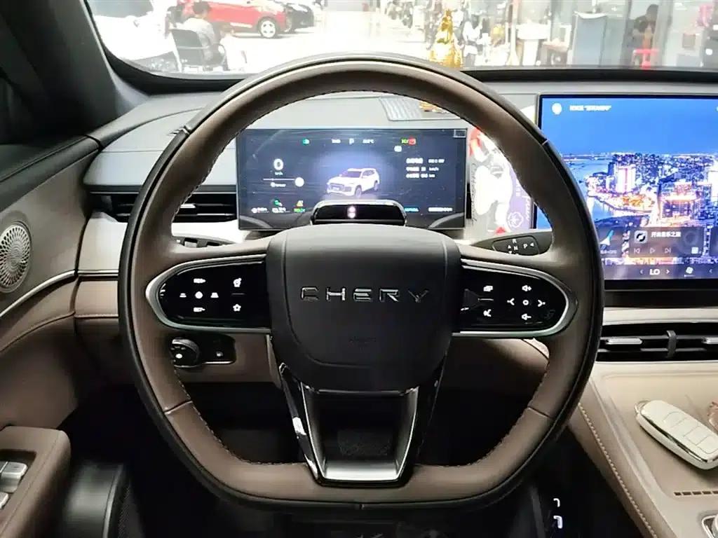 Chery Tiggo 8 PLUS C-DM 2025 1.5T 116km/h Premium 5-seater — миниатюра 11