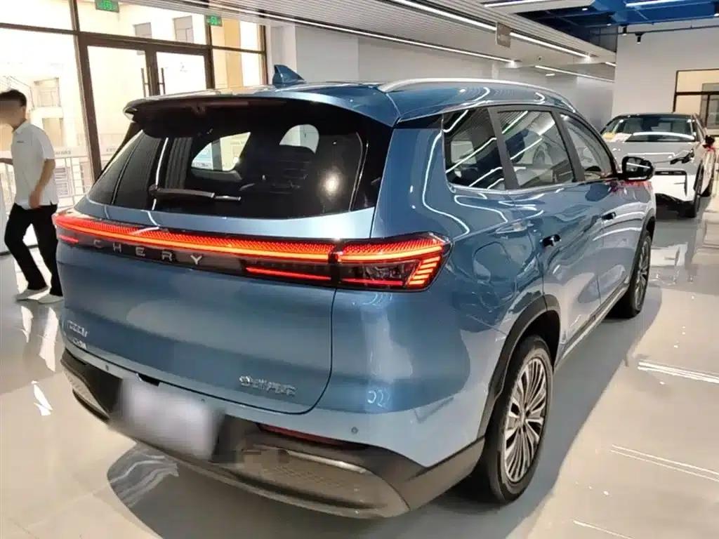 Chery Tiggo 8 PLUS C-DM 2025 1.5T 116km/h Premium 5-seater — миниатюра 7