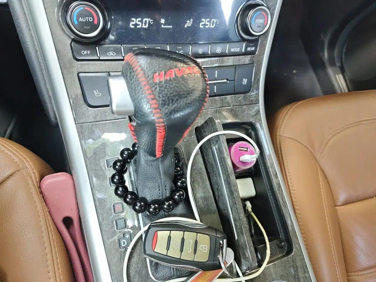Haval H8 2015 2.0T Two-Wheel-Drive Standard Version — миниатюра 14