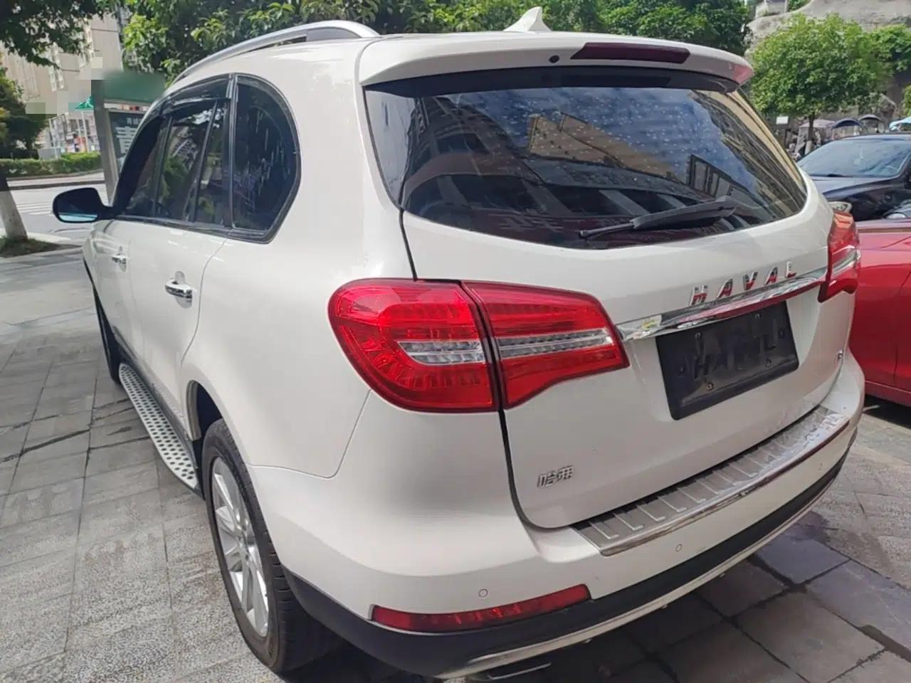 Haval H8 2015 2.0T Two-Wheel-Drive Elite Version — миниатюра 4