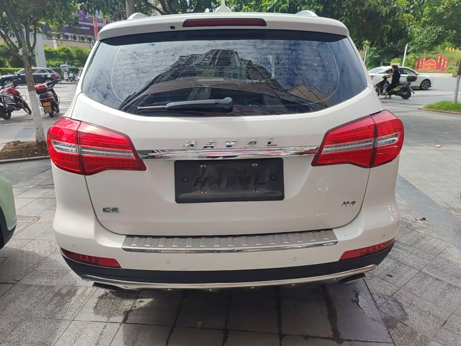 Haval H8 2015 2.0T Two-Wheel-Drive Elite Version — миниатюра 5