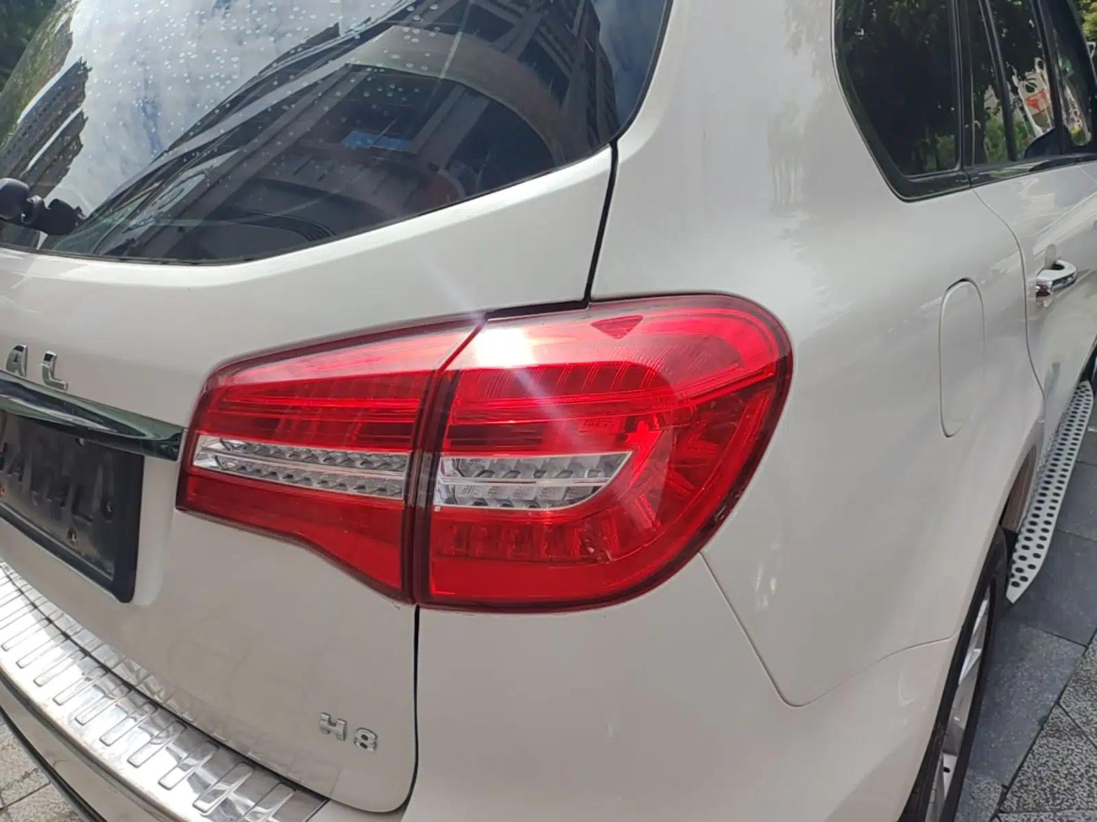 Haval H8 2015 2.0T Two-Wheel-Drive Elite Version — миниатюра 9
