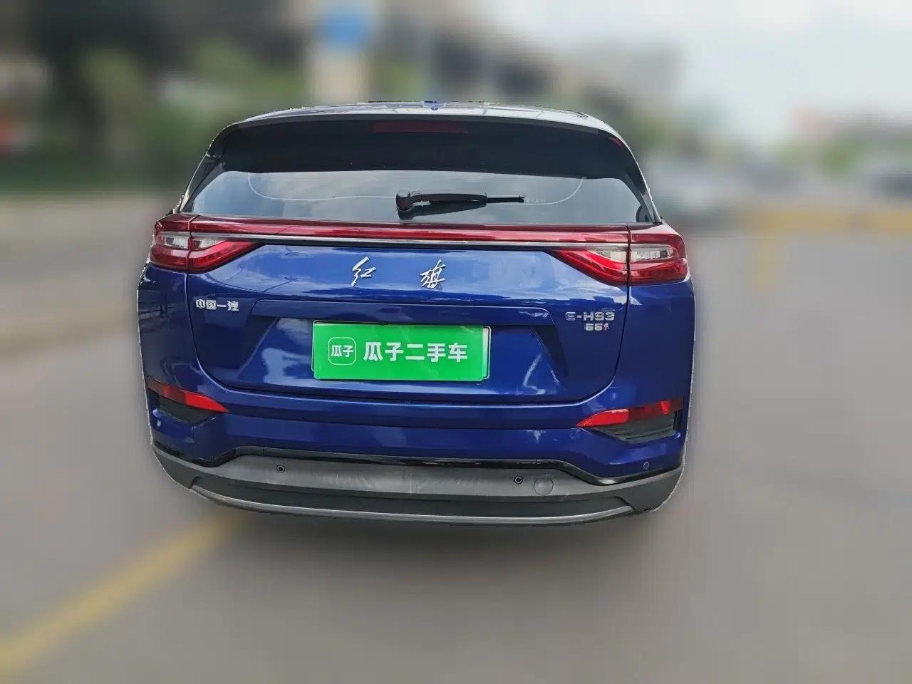Hongqi E-HS3 2019 Zhilian Qiyue Two-Wheel Drive Version — миниатюра 5