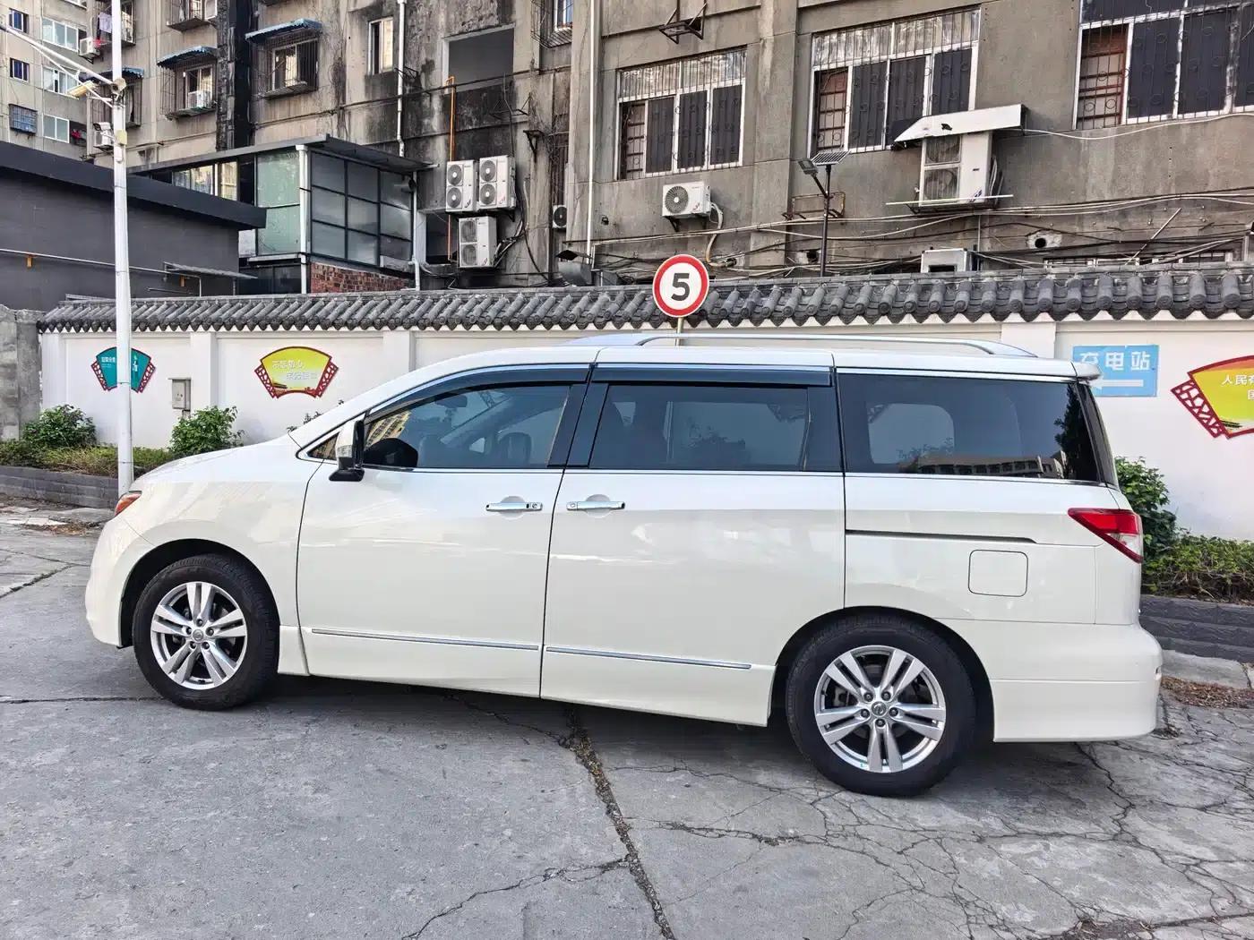 Quest 2015 3.5L SL — миниатюра 4