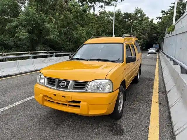 Nissan ZN van 2011 2.4L 2WD Premium 5-seater ZN6493