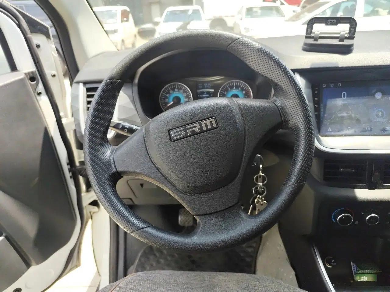 Jinbei Gold Hiace M Classic 2022 Panda Edition 1.5L Engineering Lion Passenger Van 6 Seats — миниатюра 10