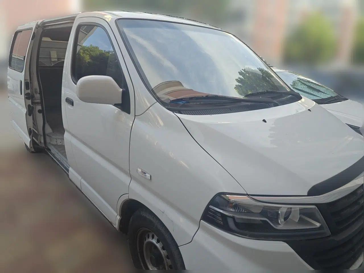 Jinbei Hiace King 2021 2.0L City Transport King Series Express Model Standard Top 6-Seater 1TZS — миниатюра 3