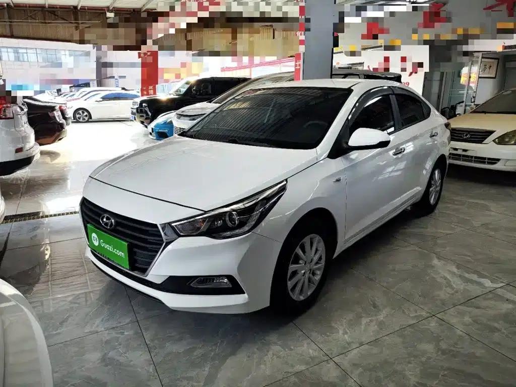 2016 Hyundai Verna 1.4L Manual GLS Cool Edition — миниатюра 2