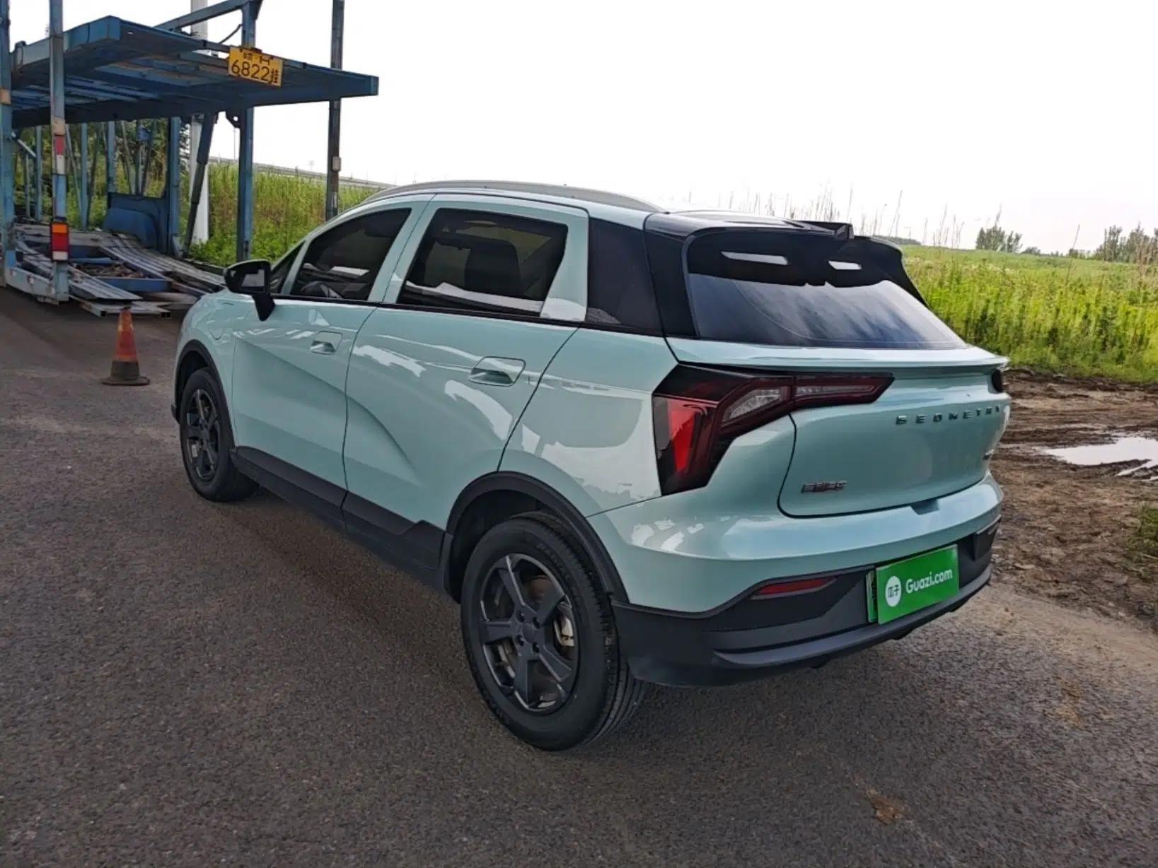 Geometry E Firefly 2023 320KM Cute & Handsome Tiger 5 Seats — миниатюра 4