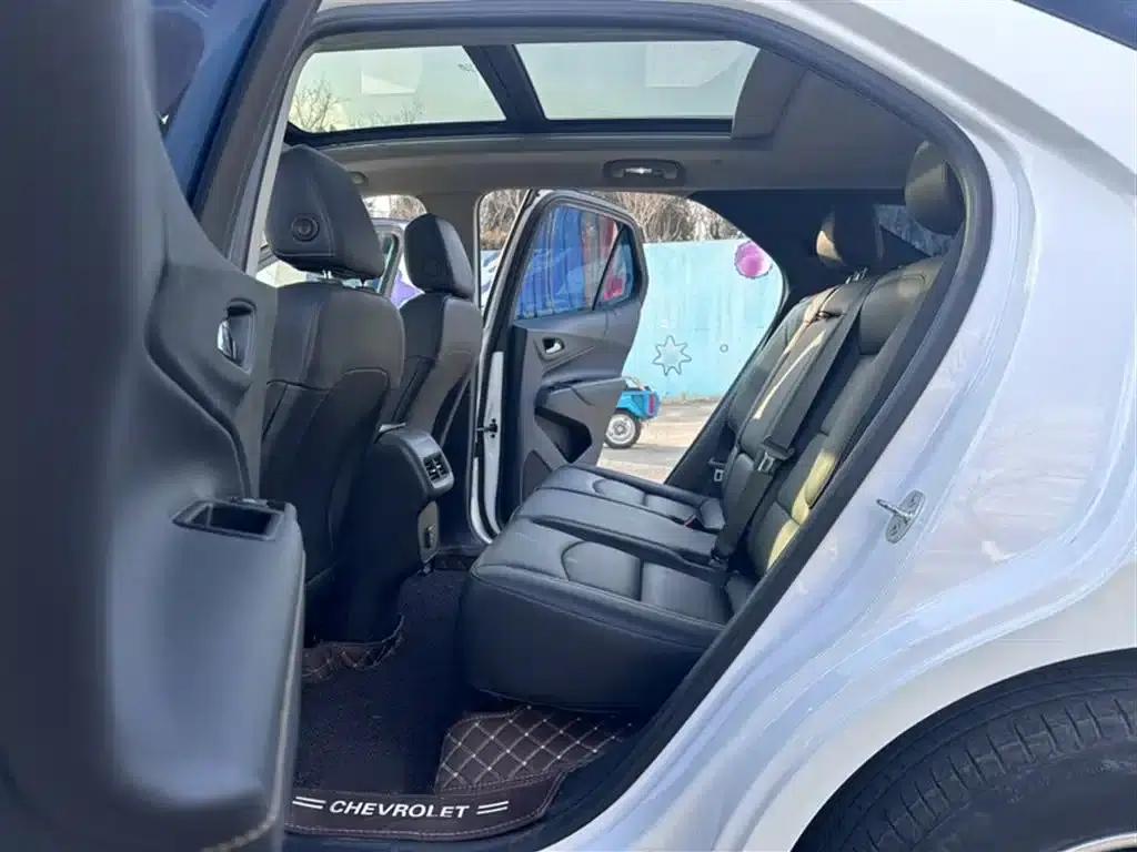 2022 Chevrolet Equinox 535T Master Edition — миниатюра 13