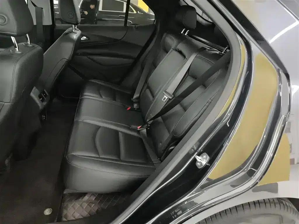 2022 Chevrolet Equinox 535T Cross Edition — миниатюра 13