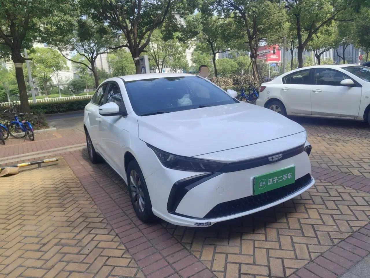 Geometry G6 2024 410 KM Luxury Version — миниатюра 7