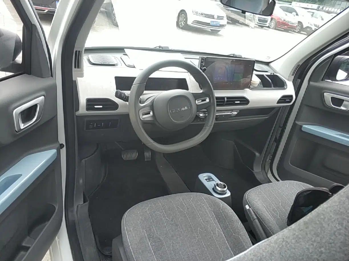 Geely Galaxy Panda 2023 Panda Mini 200km Endurance Bear — миниатюра 12