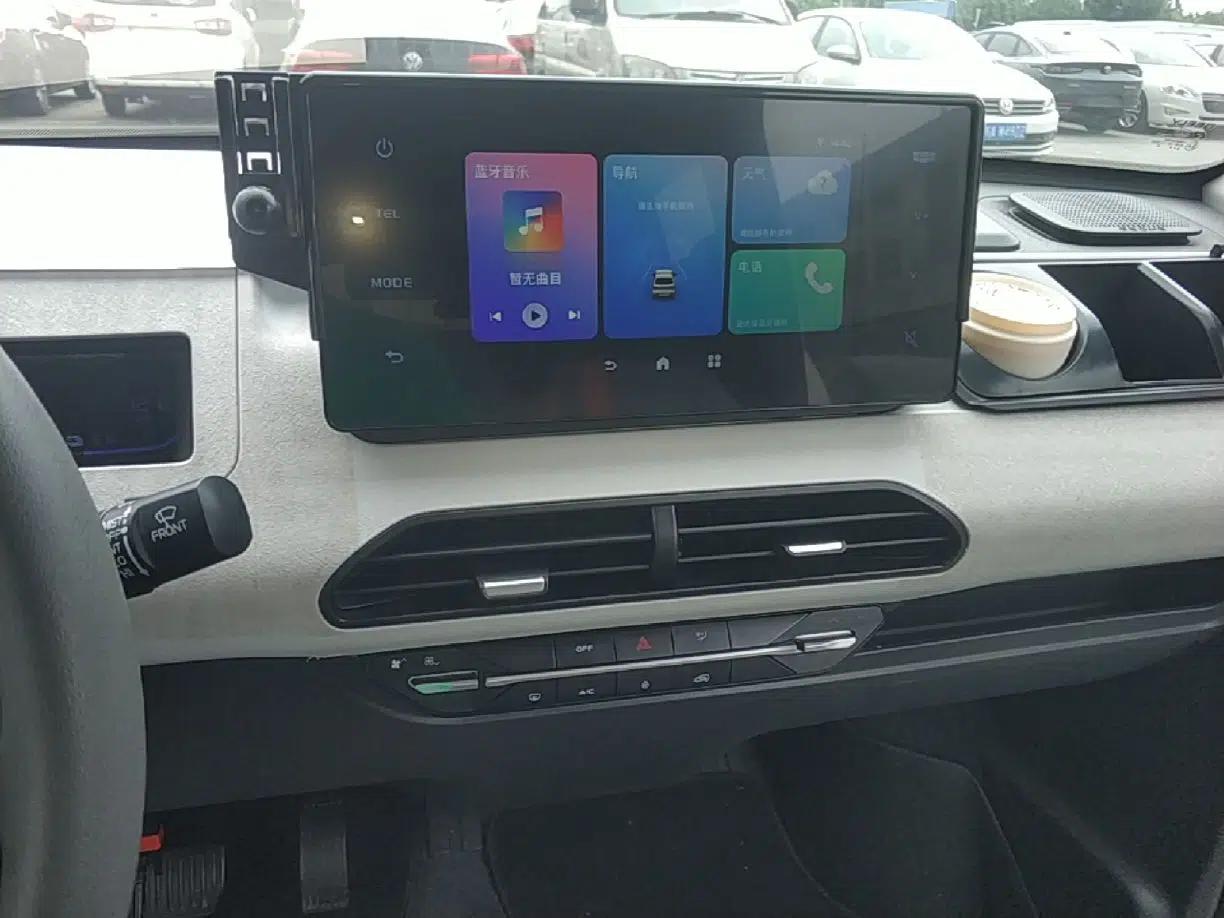 Geely Galaxy Panda 2023 Panda Mini 200km Endurance Bear — миниатюра 15