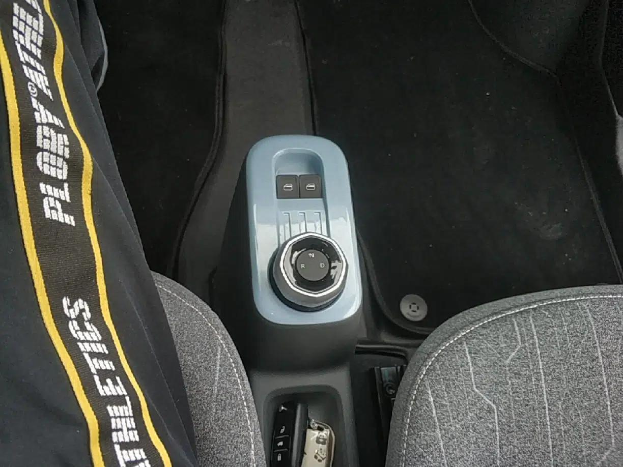 Geely Galaxy Panda 2023 Panda Mini 200km Endurance Bear — миниатюра 16