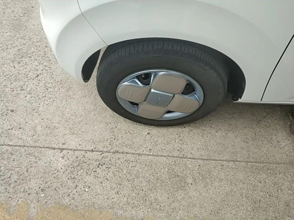 Geely Galaxy Panda 2023 Panda Mini 200km Endurance Bear — миниатюра 10