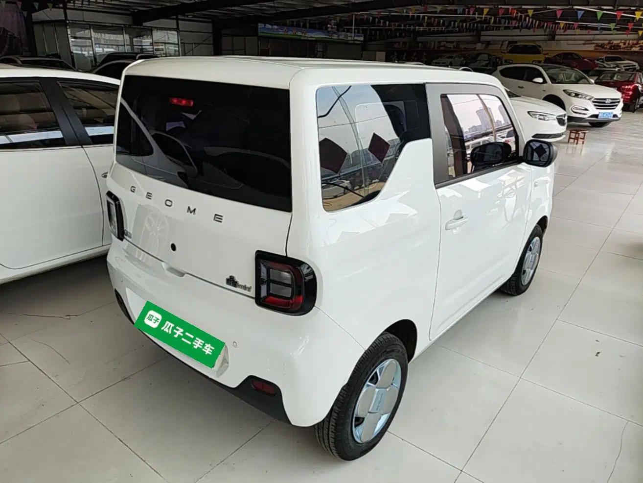Geely Galaxy Panda 2024 Panda Mini 200km Endurance Bear — миниатюра 6