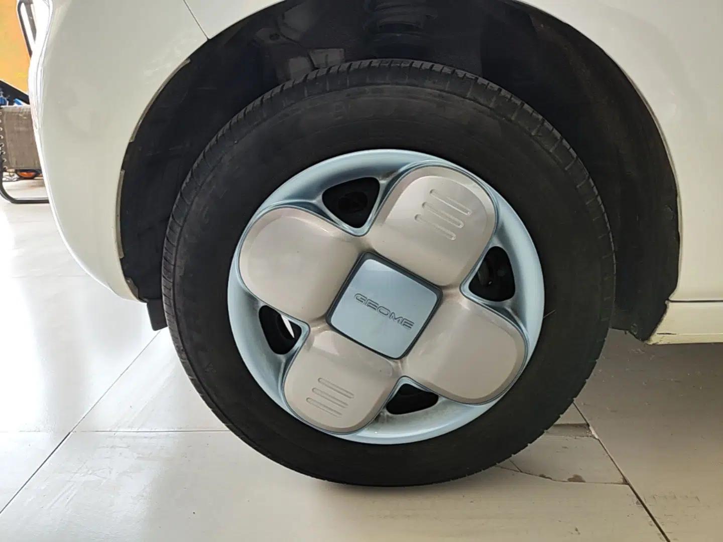 Geely Galaxy Panda 2024 Panda Mini 200km Endurance Bear — миниатюра 10