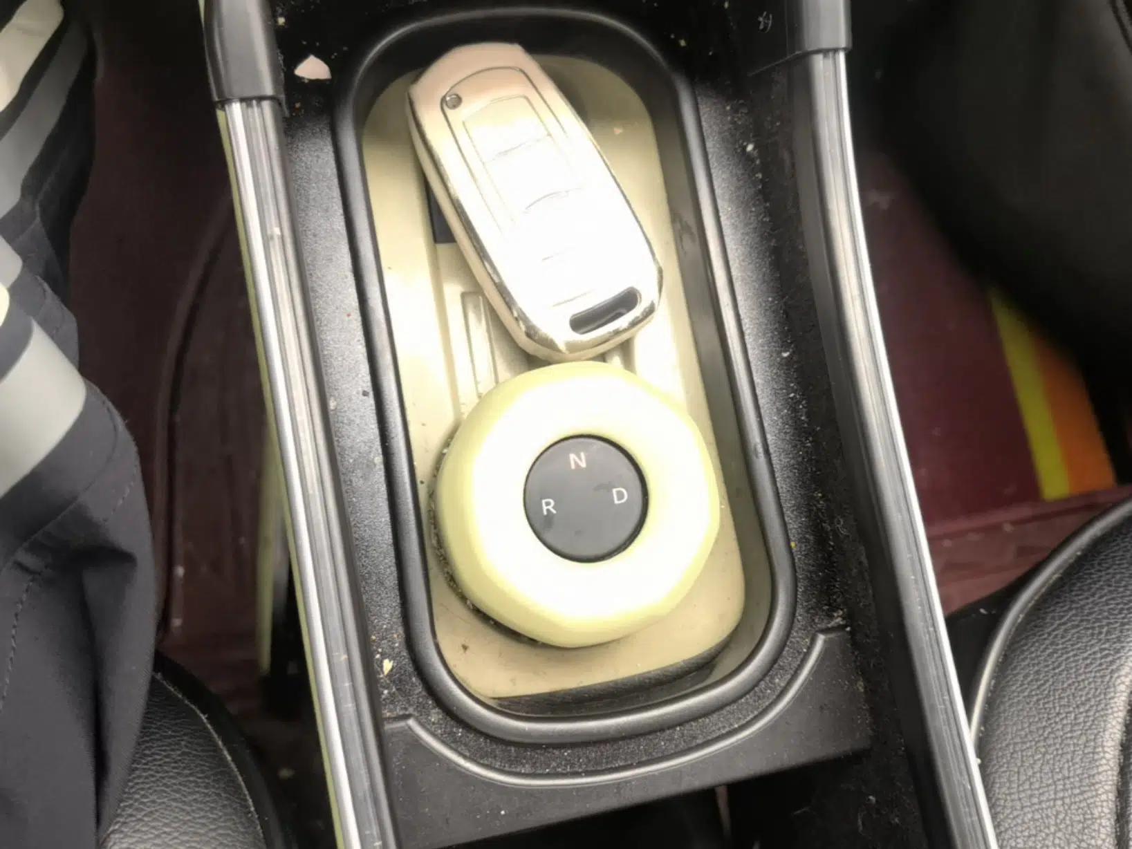 Geely Galaxy Panda 2024 200km Panda Rider — миниатюра 16