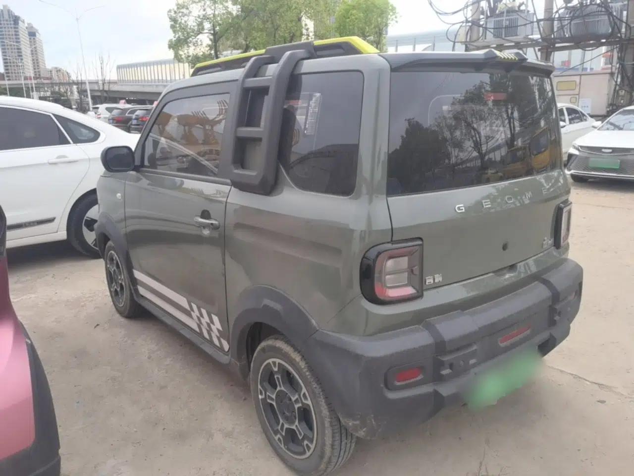 Geely Galaxy Panda 2024 200km Panda Rider — миниатюра 4