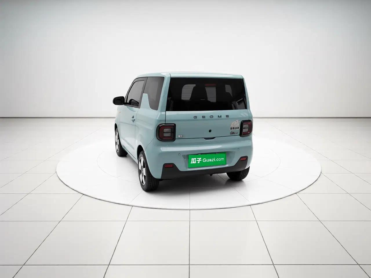 Geely Galaxy Panda 2023 Panda Mini 200km Endurance Bear — миниатюра 5