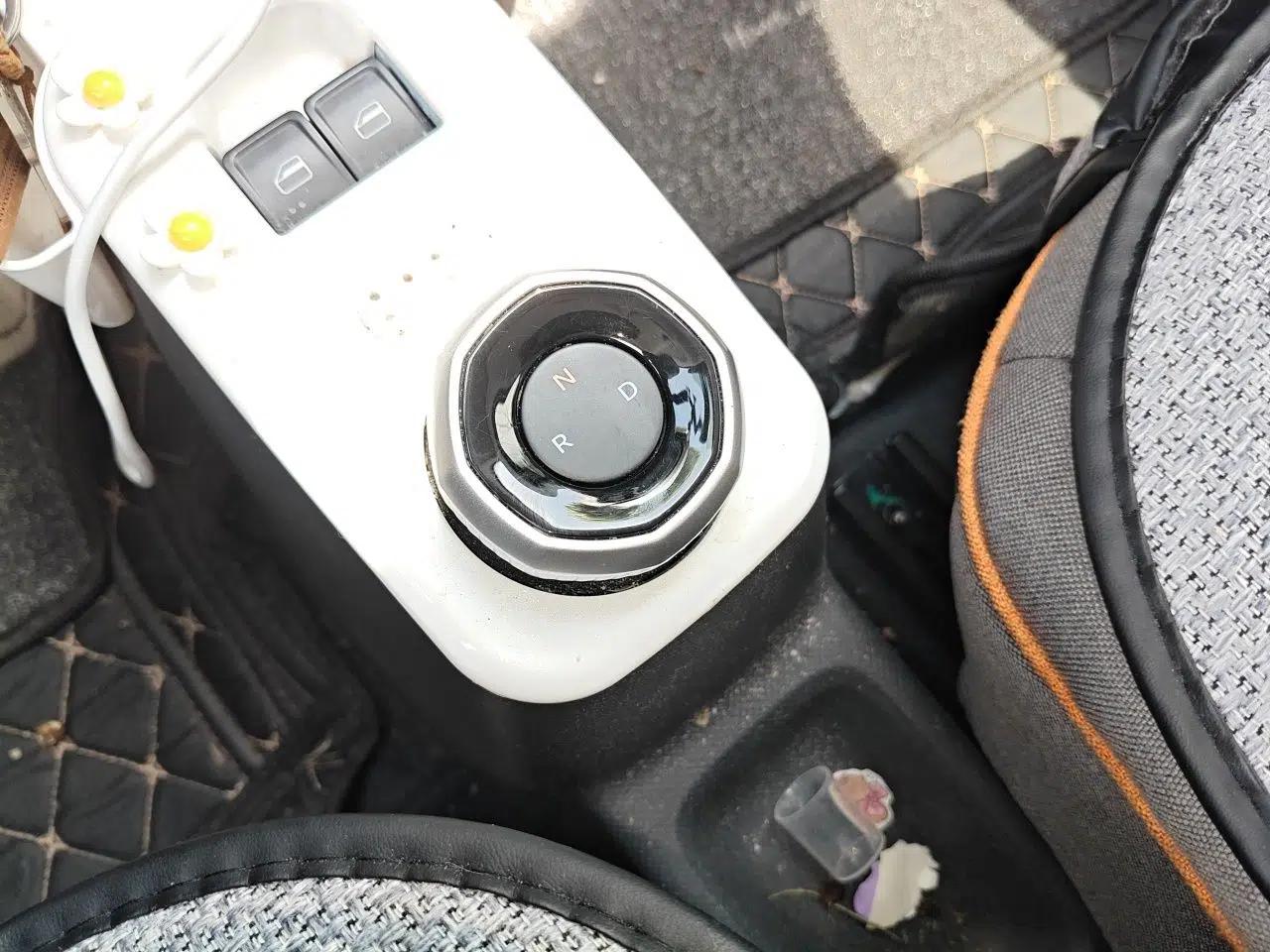 Geely Galaxy Panda 2023 Panda Mini 200km Endurance Bear — миниатюра 14