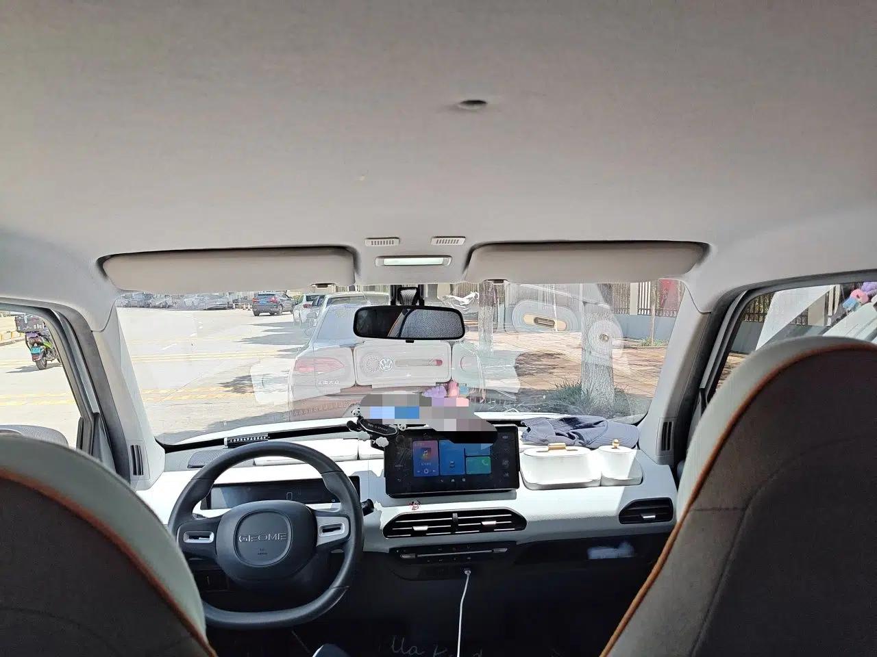 Geely Galaxy Panda 2023 Panda Mini 200km Endurance Bear — миниатюра 18