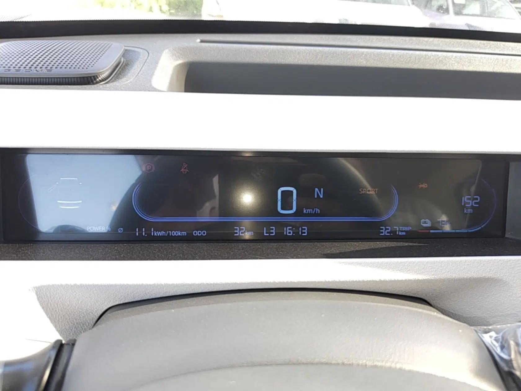 Geely Galaxy Panda 2024 Panda Mini 200km Endurance Bear — миниатюра 14