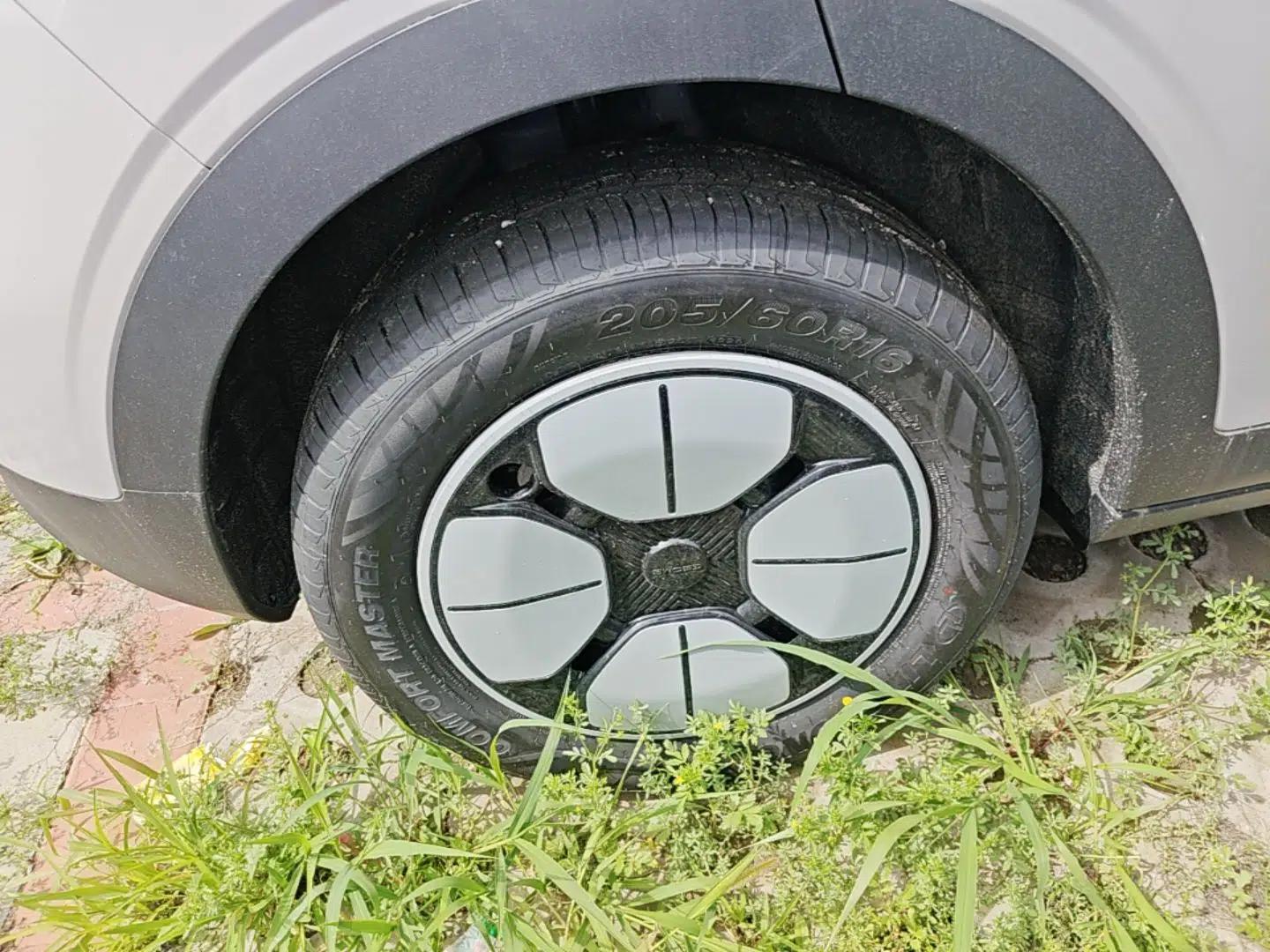 Geely Galaxy Geome 2026 Model 310km Youth Edition — миниатюра 11