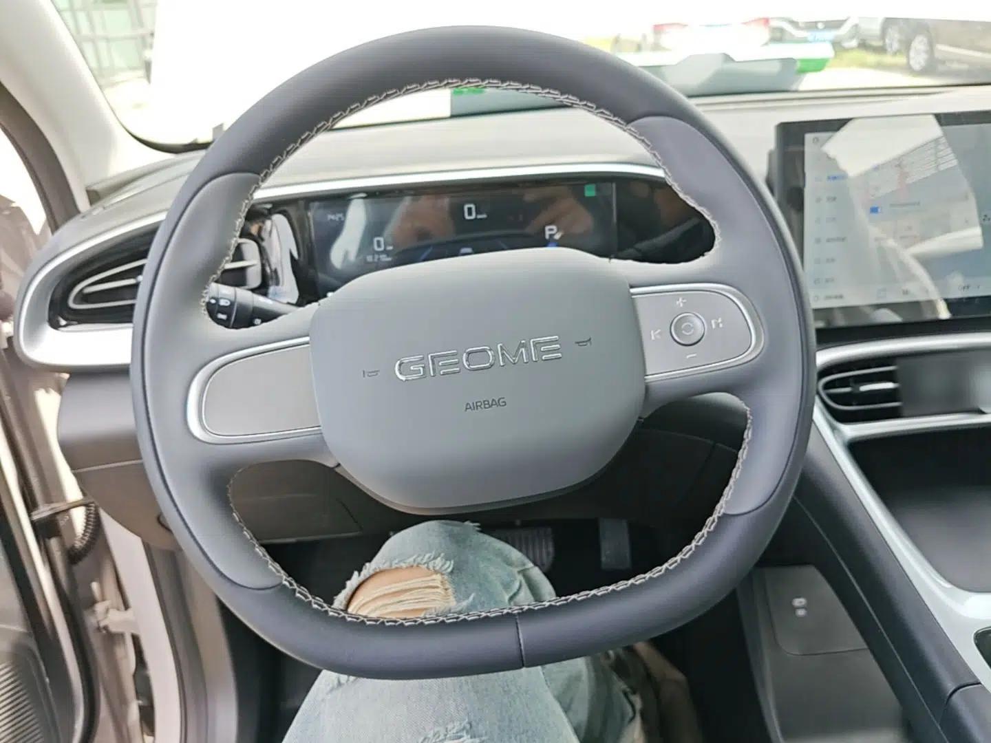 Geely Galaxy Geome 2026 Model 310km Youth Edition — миниатюра 13