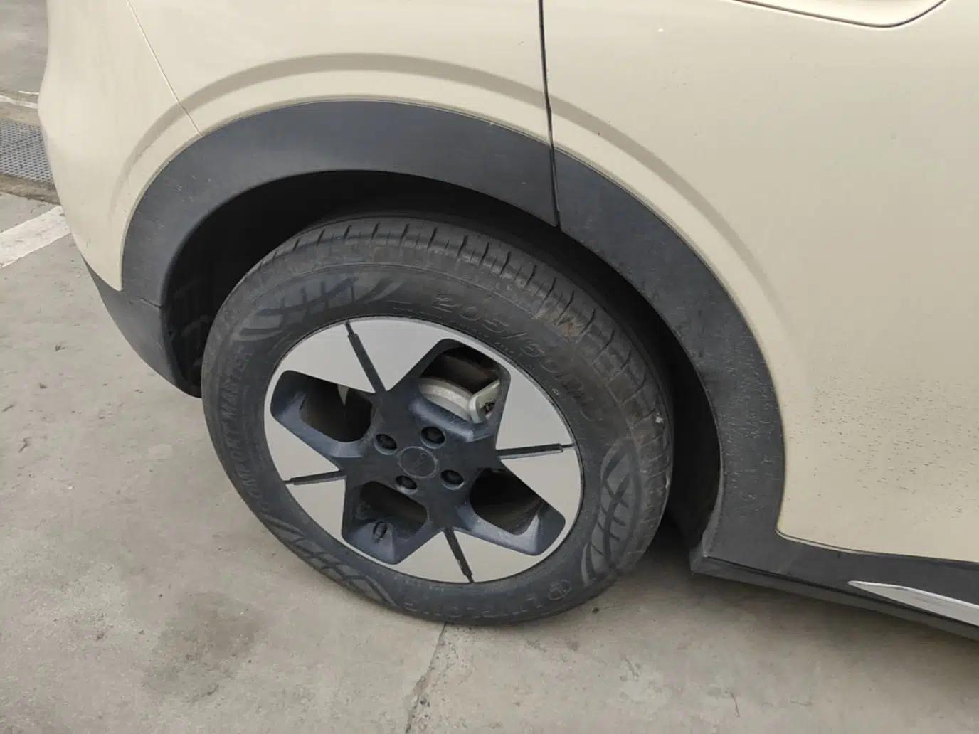 Geely Galaxy Geome 2025 UP 410km Exploration Edition — миниатюра 11