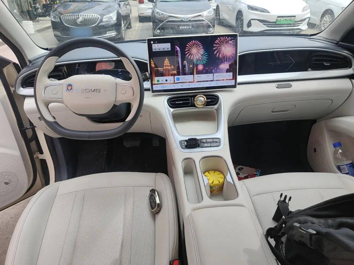 Geely Galaxy Geome 2025 UP 410km Exploration Edition — миниатюра 12