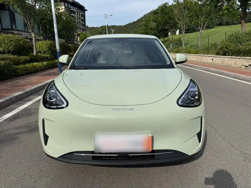 Geely Galaxy Geome 2025 310km Youth Edition — миниатюра 2