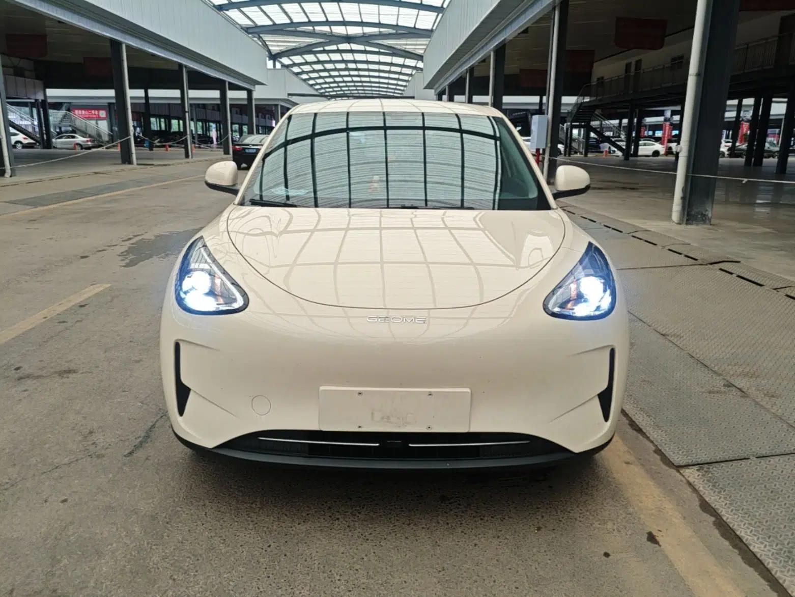 Geely Galaxy Geome 2025 310km Youth Edition — миниатюра 2